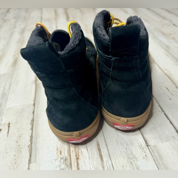 Vans SK8-Hi Skateboarding Shoes 721454 Triple Black/Gum Sz 11 - Picture 5 of 9